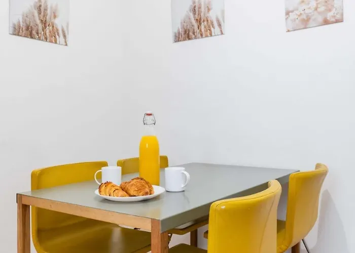 18eme Calme Cosy A Montmartre Apartment